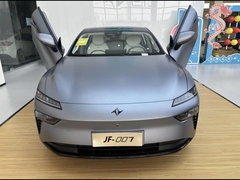 007 Auto da corsa elettrica pura 4880 X 1895 X 1460MM Veicolo elettrico a nuova energia