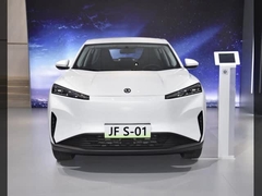 S - 01 Midium EV SUV Veicolo elettrico a nuova energia 4670 X 1900 X 1613MM 445KM